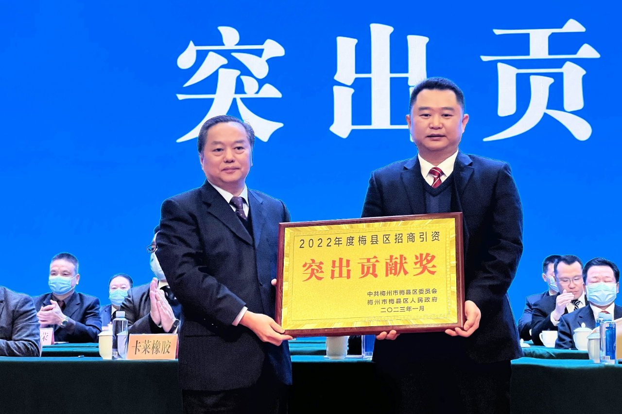 1675306178656402.jpg dad48d19d48e05227eb3de7a21766078.jpg